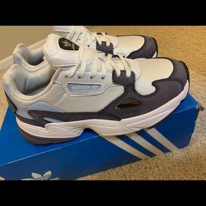 adidas falcon shady blue